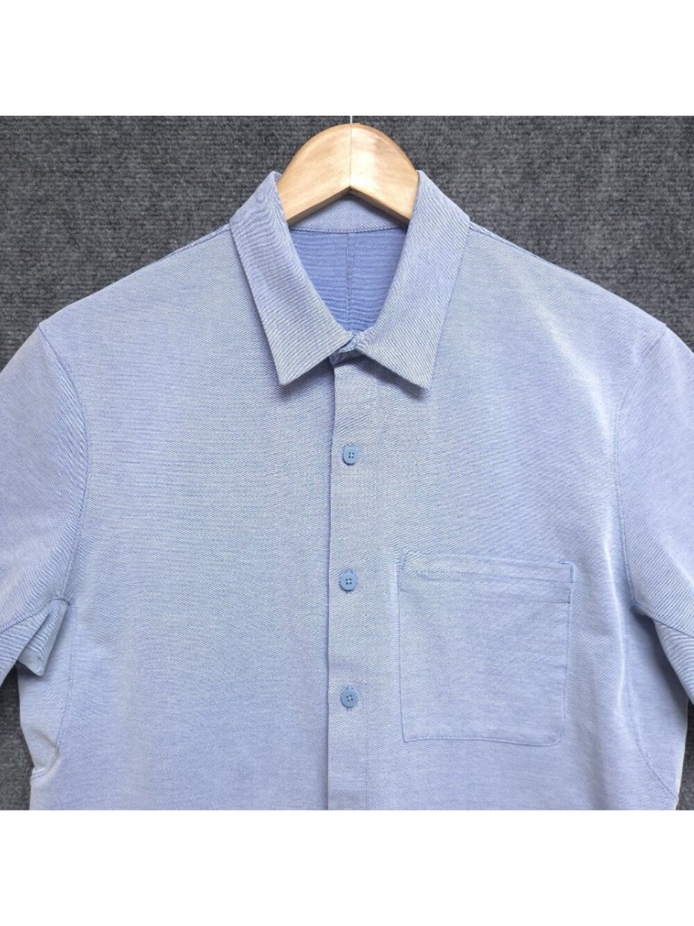 Lululemon Shirt Mens Medium Blue Commission Short Sleeve Button Up Pocket Casual